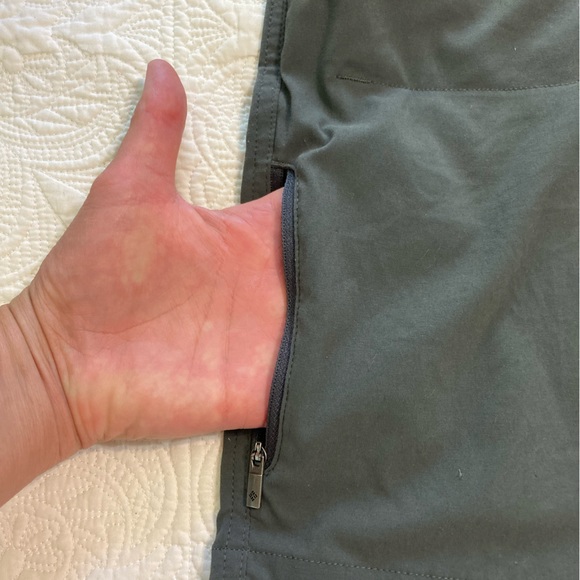 Columbia Women's Saturday Trail Long Shorts - Picture 3 of 8